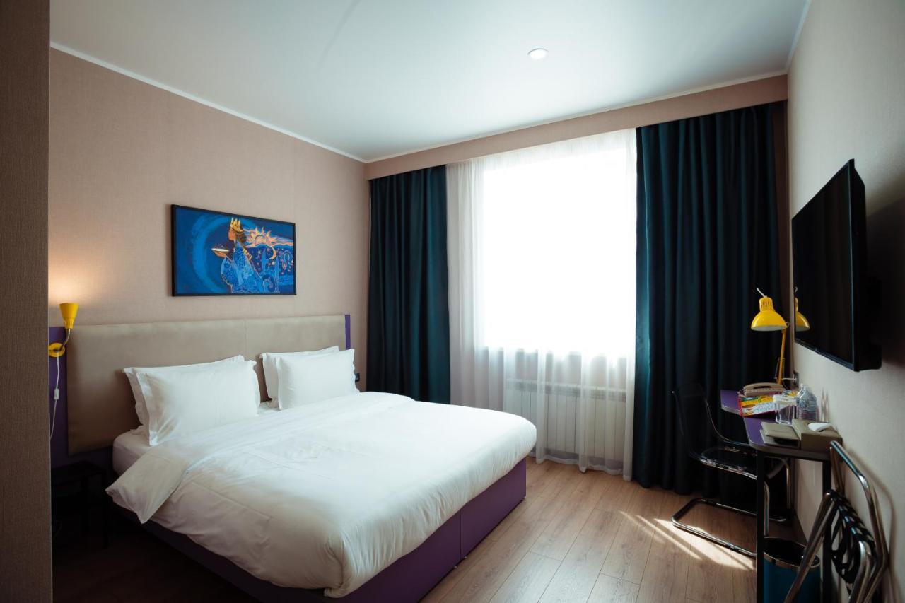City Hotel Çimkent Dış mekan fotoğraf