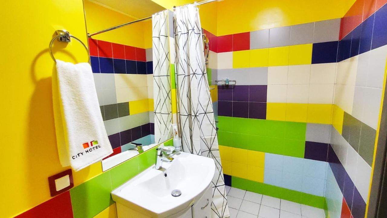 City Hotel Çimkent Dış mekan fotoğraf