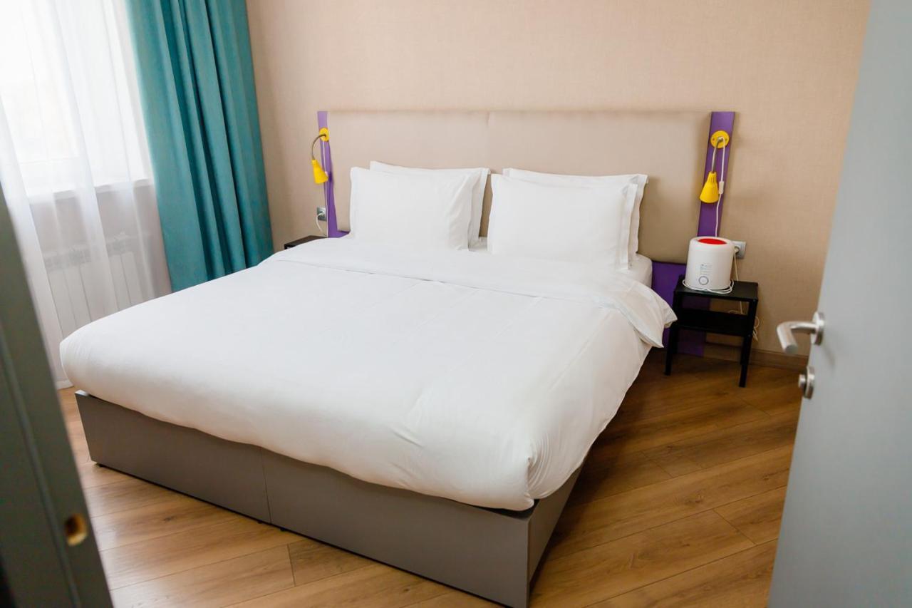 City Hotel Çimkent Dış mekan fotoğraf