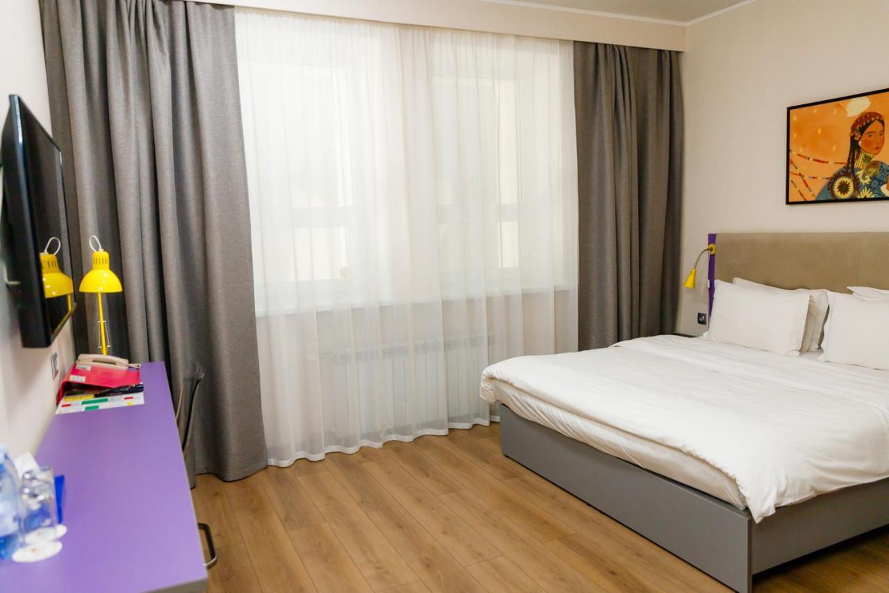City Hotel Çimkent Dış mekan fotoğraf